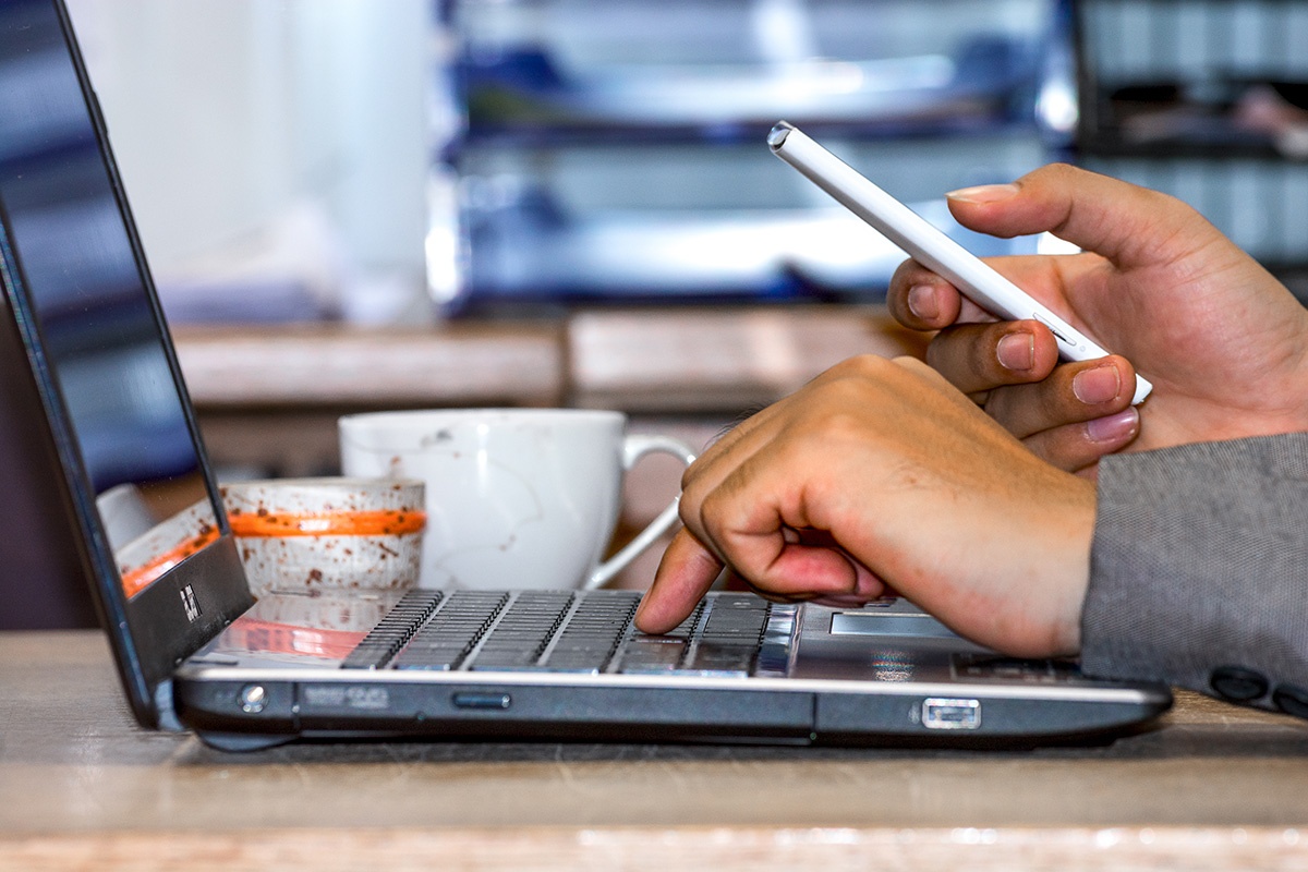 4 Ways Devices Slow Down Your Office WiFi and How to Fix It