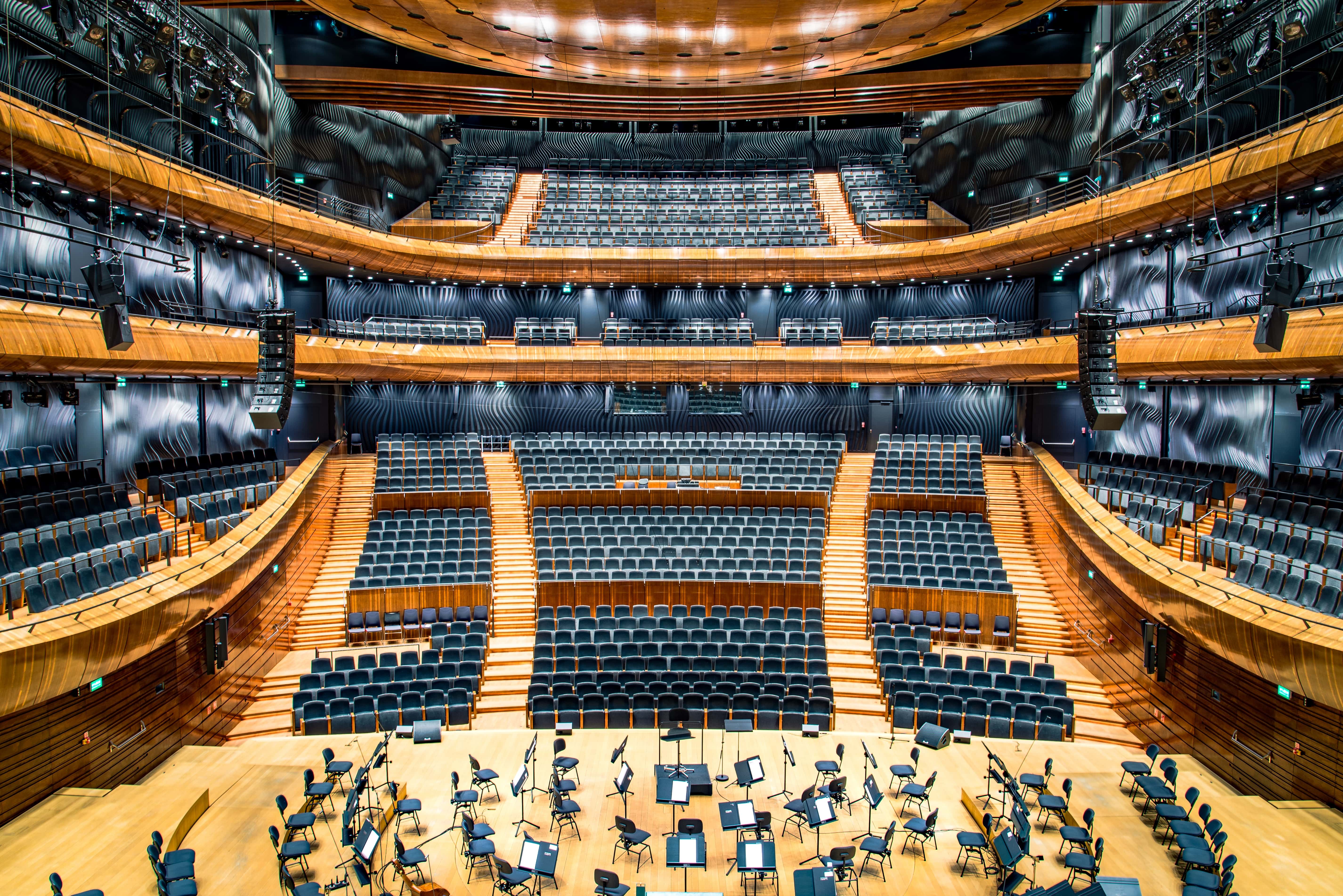 Why a Wireless Network Assessment Makes Sense at a Large Public Venue