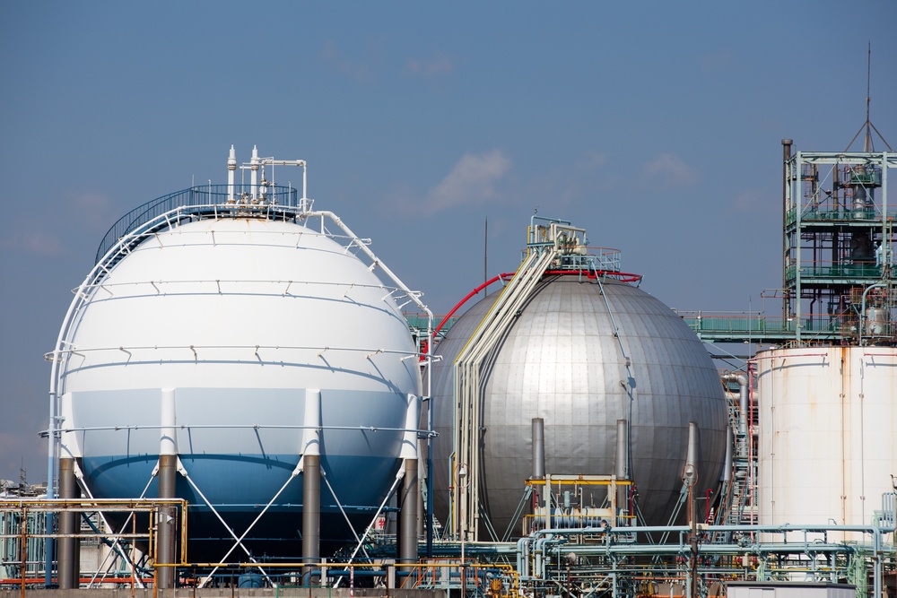 Why Petrochemical Companies Need Networking Solutions
